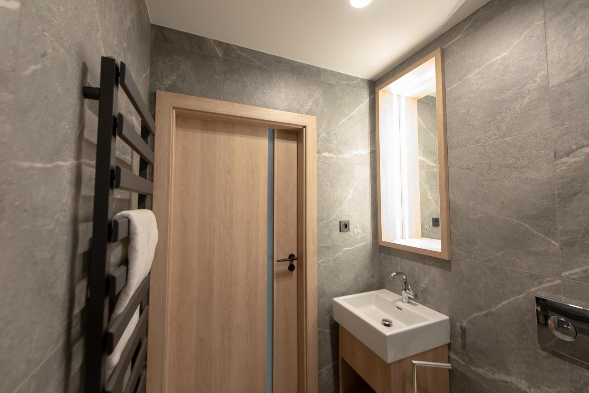 Sarnia Point Prestige * Wrocław